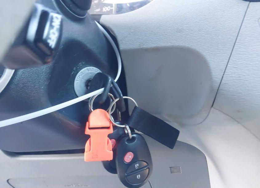 Photo 11 of 2012 Toyota Sienna BASE 7 PASSENGER (VIN 5TDKA3DC7CS011364)