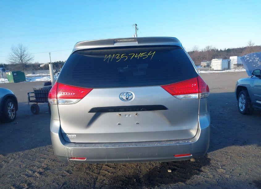 Photo 16 of 2012 Toyota Sienna BASE 7 PASSENGER (VIN 5TDKA3DC7CS011364)