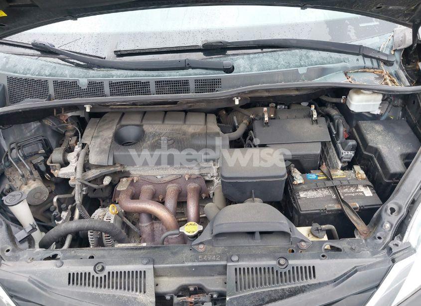 Photo 10 of 2012 Toyota Sienna BASE 7 PASSENGER/LE 8 PASSENGER (VIN 5TDKA3DC7CS013826)