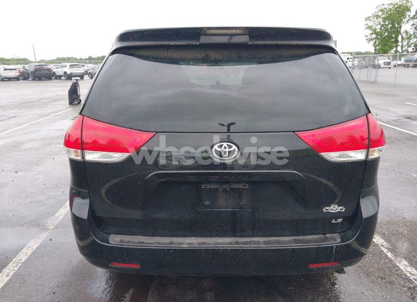 Photo 16 of 2012 Toyota Sienna BASE 7 PASSENGER/LE 8 PASSENGER (VIN 5TDKA3DC7CS013826)