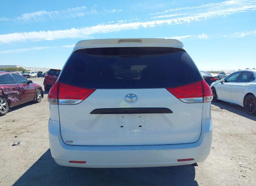 Photo 16 of 2012 Toyota Sienna BASE 7 PASSENGER (VIN 5TDKA3DC7CS015656)