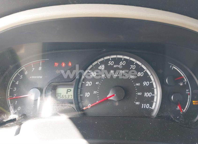 Photo 7 of 2011 Toyota Sienna (VIN 5TDKA3DC9BS009159)