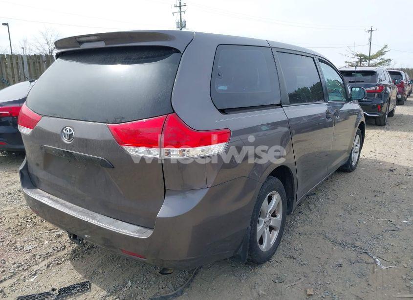 Photo 4 of 2012 Toyota Sienna BASE 7 PASSENGER (VIN 5TDKA3DC9CS011298)