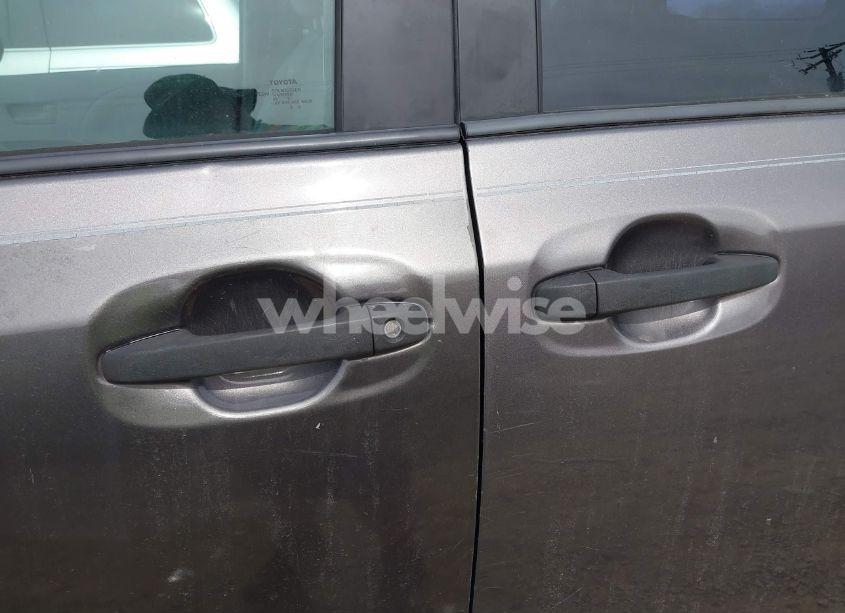 Photo 6 of 2012 Toyota Sienna BASE 7 PASSENGER (VIN 5TDKA3DC9CS011298)