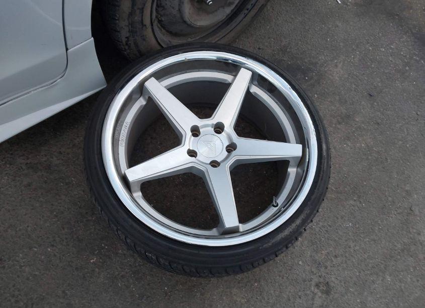 Photo 12 of 2011 Toyota Sienna (VIN 5TDKA3DCXBS004813)