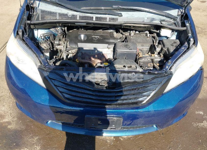 Photo 10 of 2012 Toyota Sienna BASE 7 PASSENGER (VIN 5TDKA3DCXCS013173)