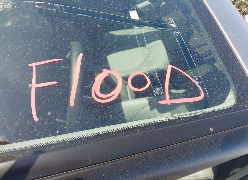 Photo 6 of 2024 Toyota Highlander HYBRID XLE (VIN 5TDKARAHXRS530825)