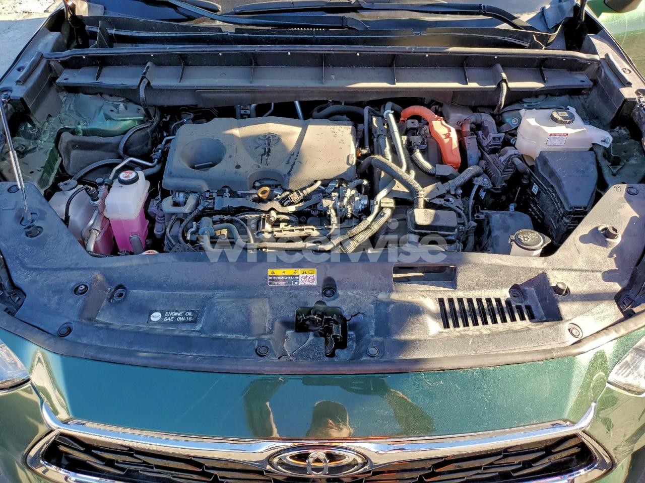 Photo 12 of 2023 TOYOTA HIGHLANDER HYBRID XLE (VIN 5TDKBRCH0PS578700)