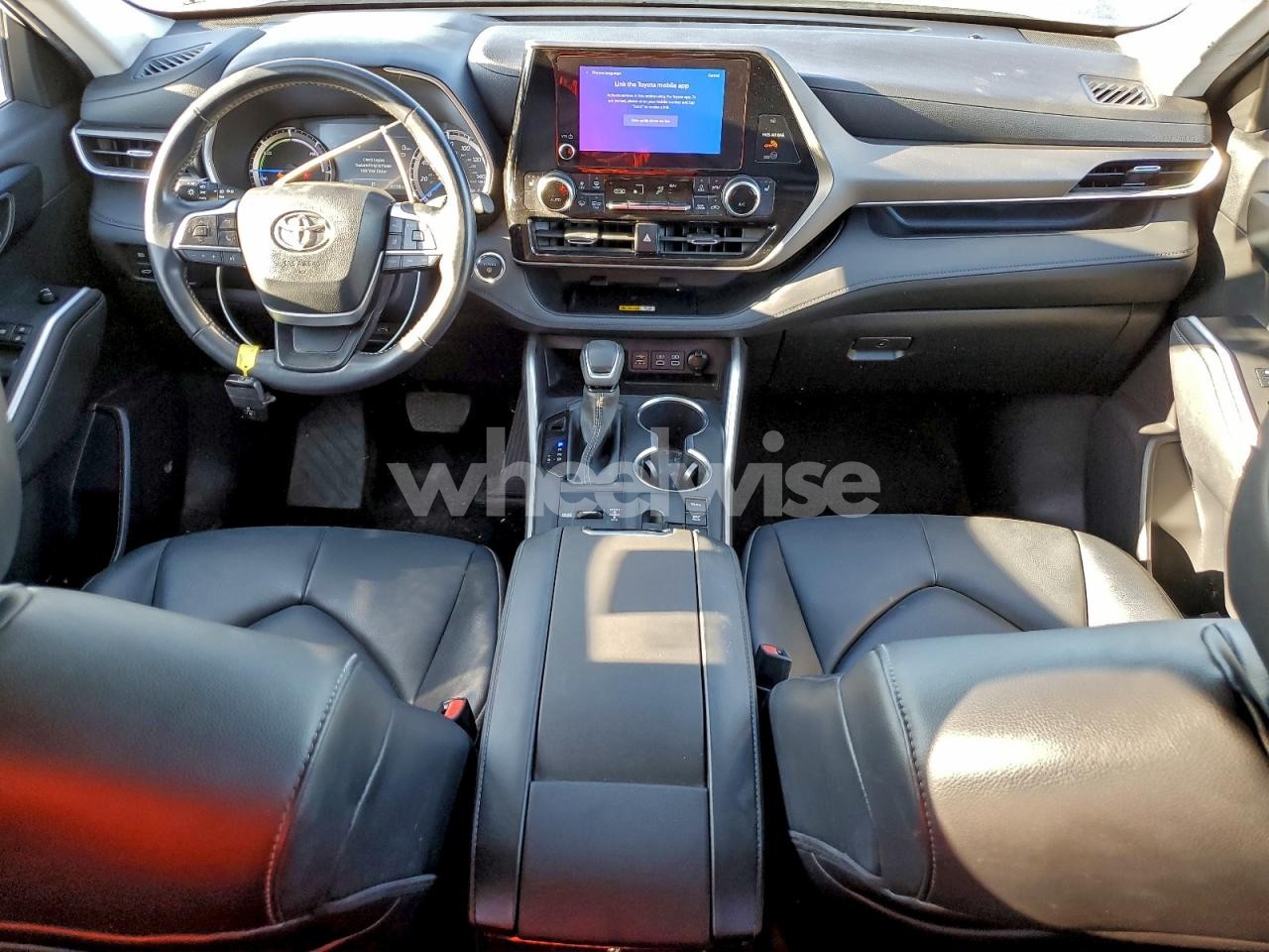 Photo 8 of 2023 TOYOTA HIGHLANDER HYBRID XLE (VIN 5TDKBRCH0PS578700)