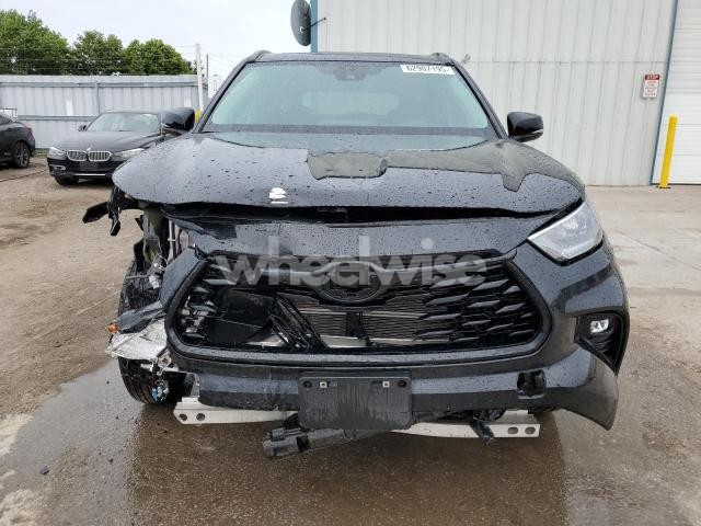 Photo 14 of 2024 TOYOTA HIGHLANDER HYBRID XLE (VIN 5TDKBRCH0RS633276)