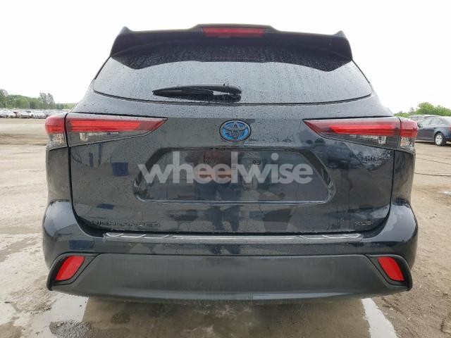 Photo 3 of 2024 TOYOTA HIGHLANDER HYBRID XLE (VIN 5TDKBRCH0RS633276)