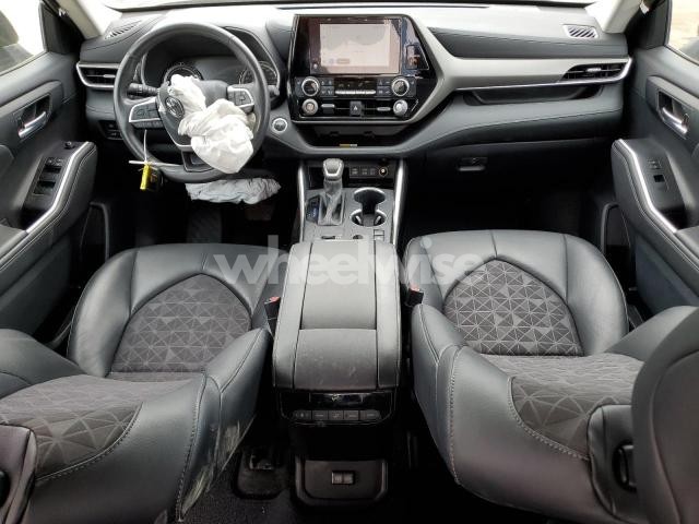 Photo 5 of 2024 TOYOTA HIGHLANDER HYBRID XLE (VIN 5TDKBRCH0RS633276)