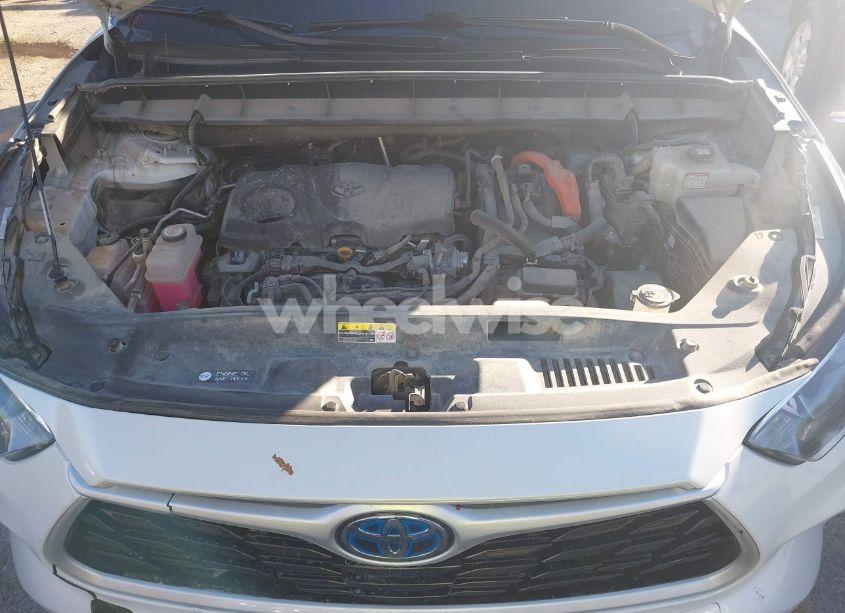 Photo 10 of 2023 Toyota Highlander HYBRID XLE (VIN 5TDKBRCH3PS116079)
