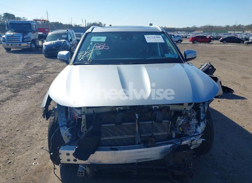 Photo 12 of 2023 Toyota Highlander HYBRID XLE (VIN 5TDKBRCH3PS601693)