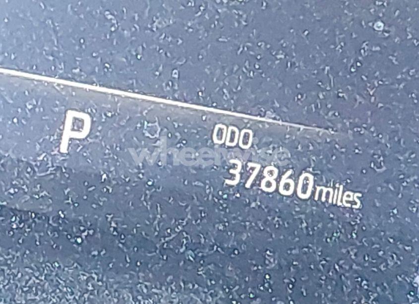 Photo 7 of 2023 Toyota Highlander HYBRID XLE (VIN 5TDKBRCH3PS601693)