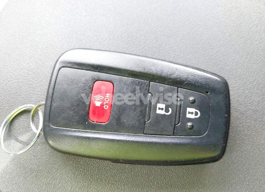 Photo 11 of 2023 Toyota Highlander L (VIN 5TDKDRAH0PS004630)