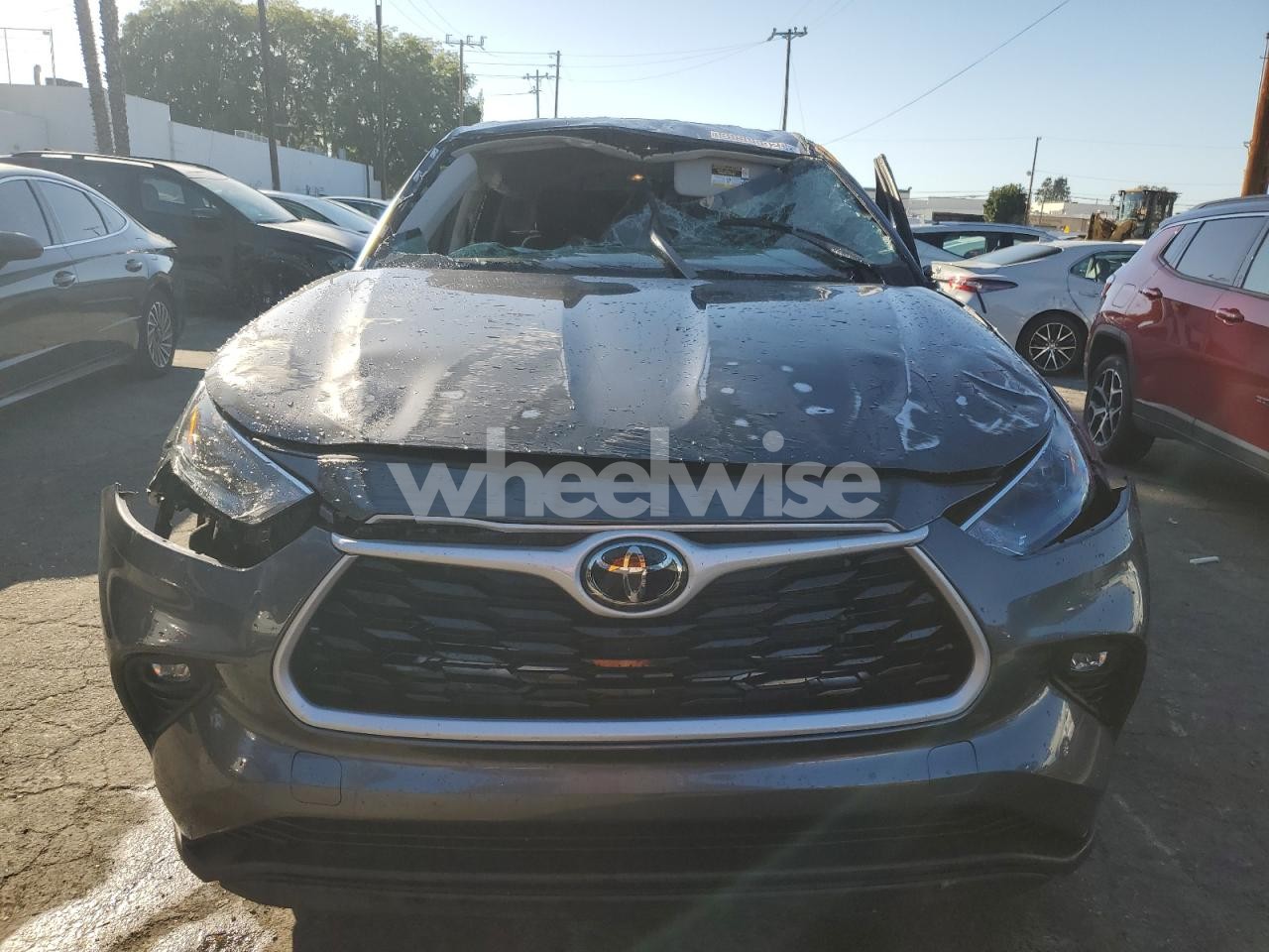 Photo 5 of 2025 TOYOTA HIGHLANDER LE (VIN 5TDKDRAH0SS551924)