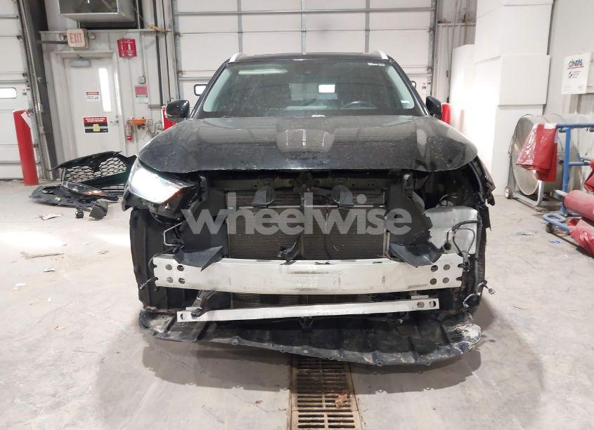 Photo 13 of 2023 Toyota Highlander XLE (VIN 5TDKDRAH2PS013944)