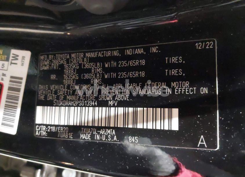 Photo 9 of 2023 Toyota Highlander XLE (VIN 5TDKDRAH2PS013944)