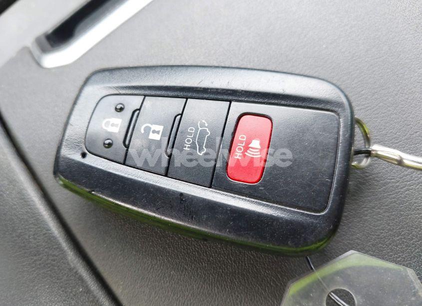 Photo 11 of 2023 Toyota Highlander LE (VIN 5TDKDRAH2PS509679)