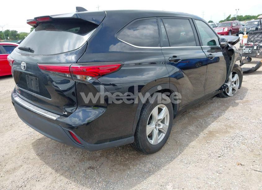 Photo 4 of 2023 Toyota Highlander LE (VIN 5TDKDRAH2PS509679)