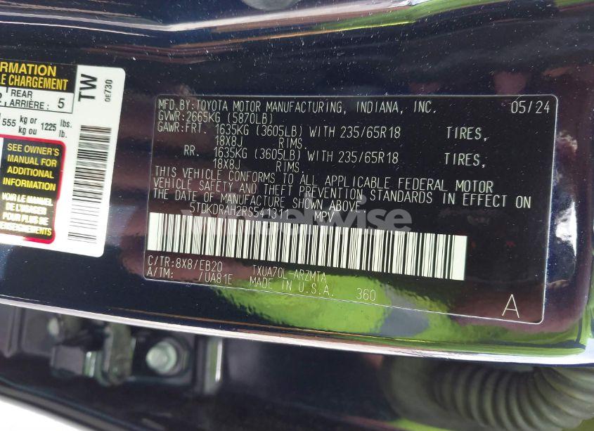 Photo 9 of 2024 Toyota Highlander XLE (VIN 5TDKDRAH2RS541311)