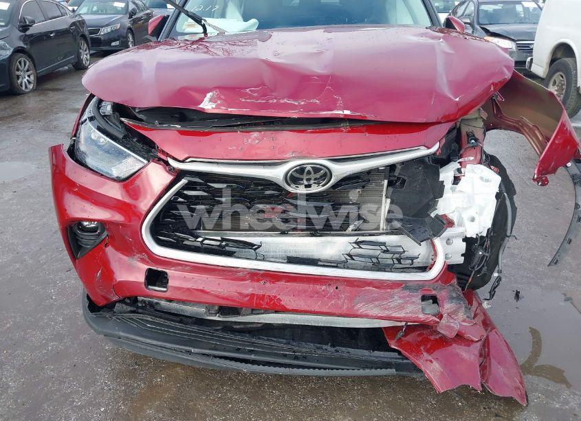 Photo 18 of 2023 Toyota Highlander XLE (VIN 5TDKDRAH3PS034088)