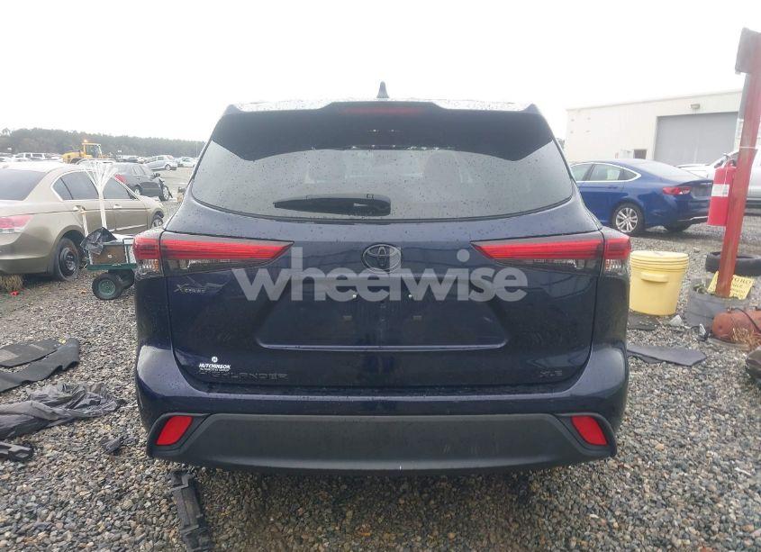 Photo 17 of 2023 Toyota Highlander XLE (VIN 5TDKDRAH3PS043096)