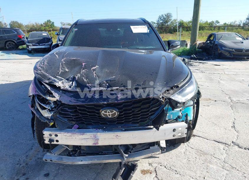 Photo 13 of 2023 Toyota Highlander XSE (VIN 5TDKDRAH3PS520691)