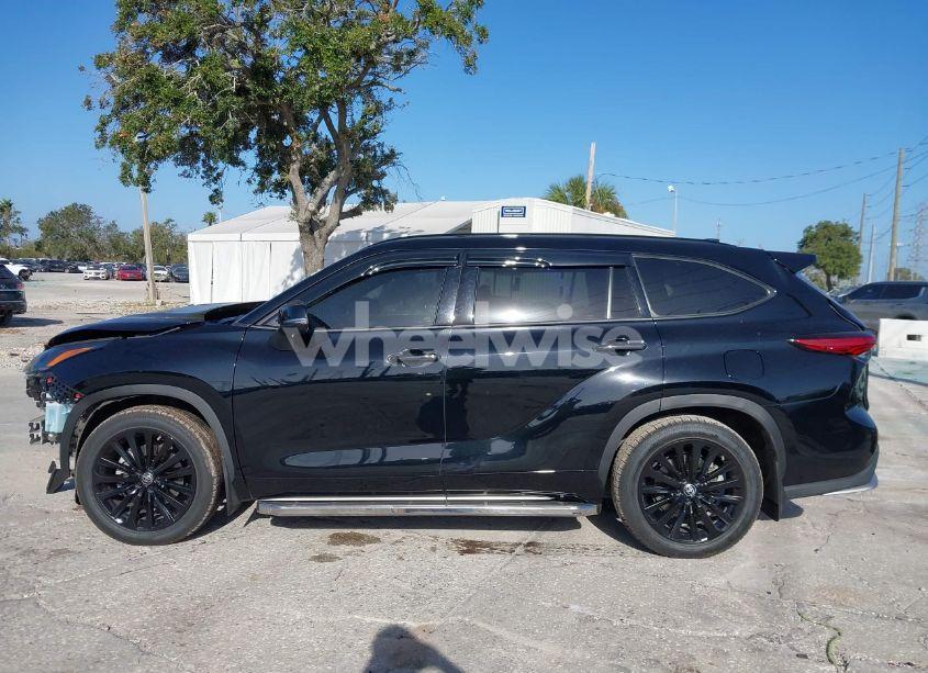 Photo 15 of 2023 Toyota Highlander XSE (VIN 5TDKDRAH3PS520691)