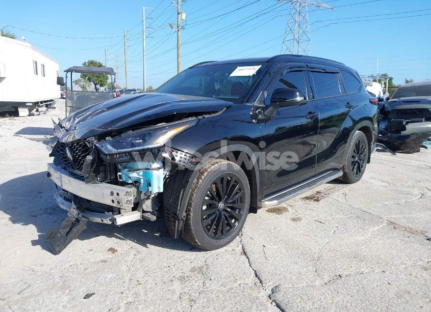 Photo 2 of 2023 Toyota Highlander XSE (VIN 5TDKDRAH3PS520691)