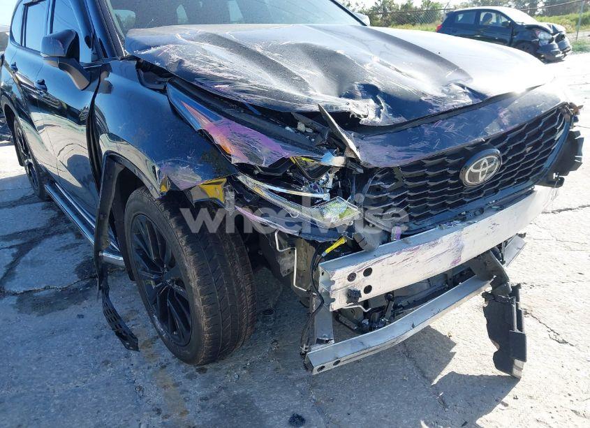 Photo 6 of 2023 Toyota Highlander XSE (VIN 5TDKDRAH3PS520691)