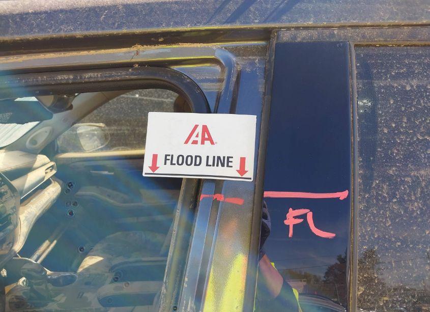 Photo 6 of 2023 Toyota Highlander PLATINUM (VIN 5TDKDRAH3PS524966)