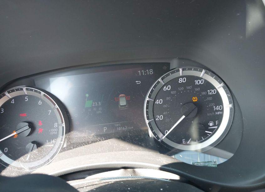 Photo 7 of 2024 Toyota Highlander XSE (VIN 5TDKDRAH4RS529886)