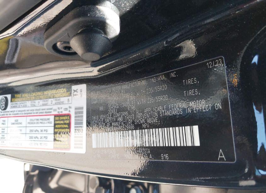 Photo 9 of 2024 Toyota Highlander XSE (VIN 5TDKDRAH4RS529886)