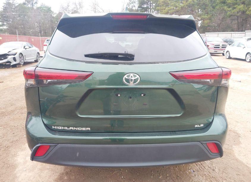 Photo 17 of 2024 Toyota Highlander XLE (VIN 5TDKDRAH4RS541410)