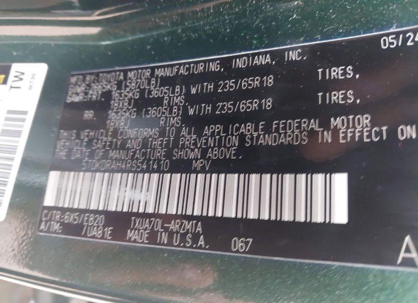 Photo 9 of 2024 Toyota Highlander XLE (VIN 5TDKDRAH4RS541410)