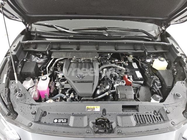 Photo 6 of 2025 TOYOTA HIGHLANDER LE (VIN 5TDKDRAH4SS551568)