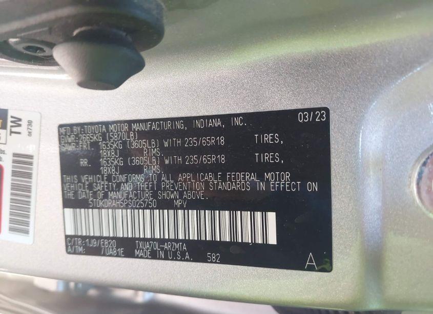 Photo 9 of 2023 Toyota Highlander XLE (VIN 5TDKDRAH5PS025750)