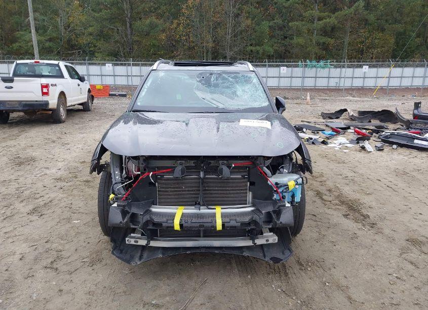 Photo 13 of 2023 Toyota Highlander XLE (VIN 5TDKDRAH5PS032214)