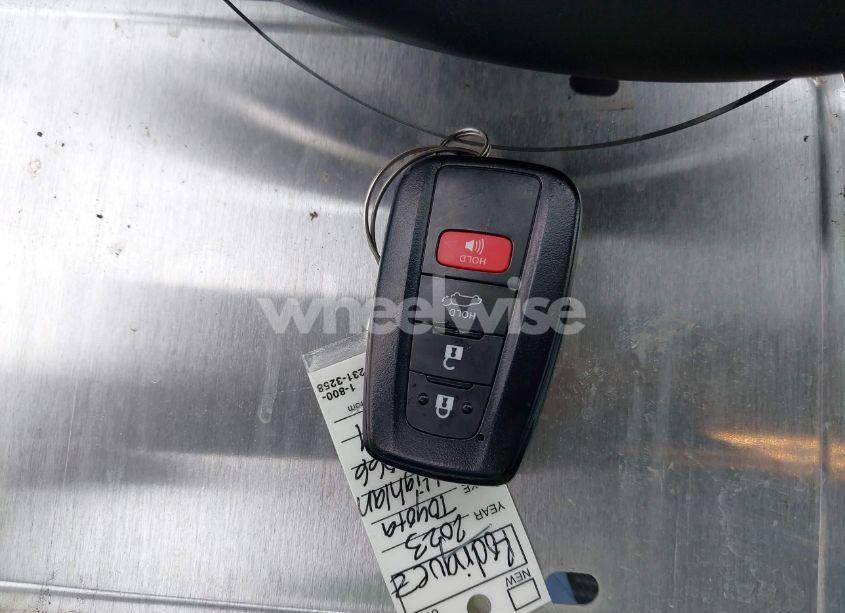 Photo 11 of 2023 Toyota Highlander LE (VIN 5TDKDRAH5PS509207)