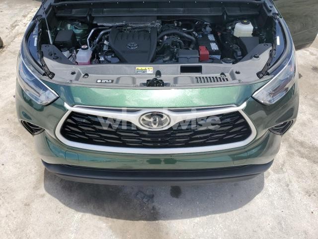 Photo 10 of 2025 TOYOTA HIGHLANDER LE (VIN 5TDKDRAH5SS552969)