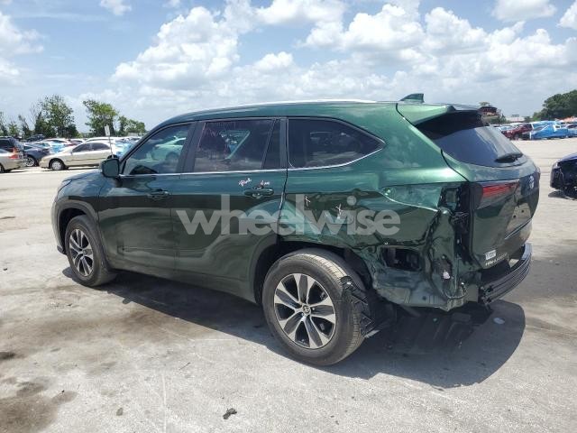 Photo 2 of 2025 TOYOTA HIGHLANDER LE (VIN 5TDKDRAH5SS552969)