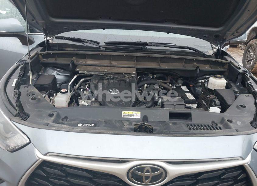 Photo 10 of 2023 Toyota Highlander XLE (VIN 5TDKDRAH6PS027202)