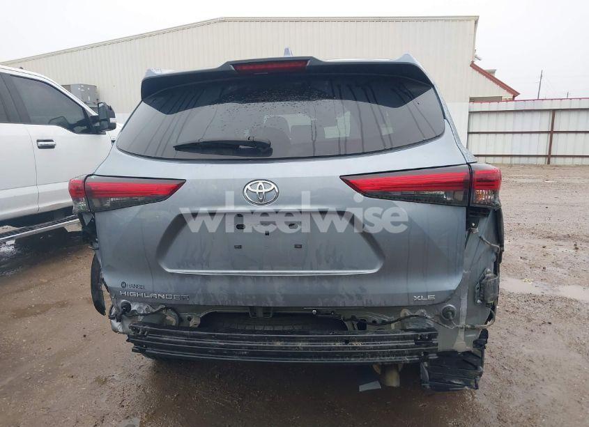 Photo 17 of 2023 Toyota Highlander XLE (VIN 5TDKDRAH6PS027202)