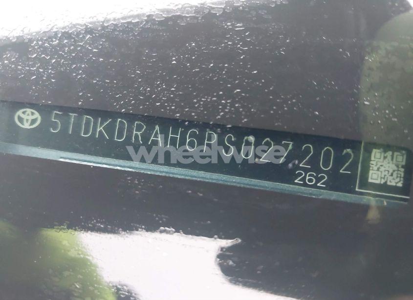 Photo 9 of 2023 Toyota Highlander XLE (VIN 5TDKDRAH6PS027202)