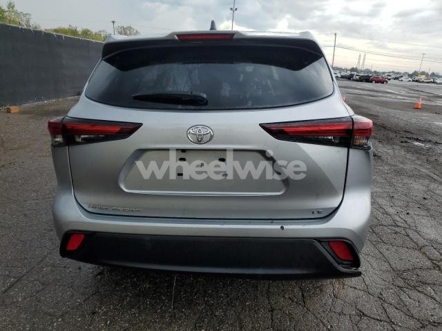 Photo 4 of 2025 TOYOTA HIGHLANDER LE (VIN 5TDKDRAH6SS554827)