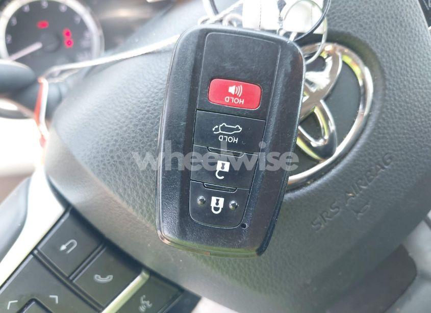 Photo 11 of 2023 Toyota Highlander XLE (VIN 5TDKDRAH7PS028858)