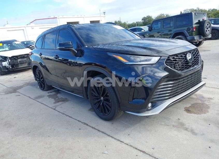 2023 Toyota Highlander XSE (VIN 5TDKDRAH8PS511355) main photo