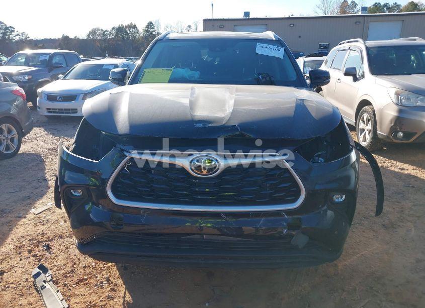 Photo 13 of 2023 Toyota Highlander XLE (VIN 5TDKDRAH8PS521089)